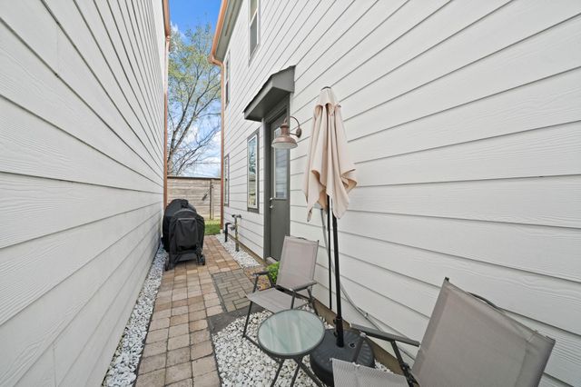 9551 Neuens Road C, Houston, TX 77080