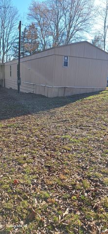 342 E Little Richland Rd, Waverly, TN 37185