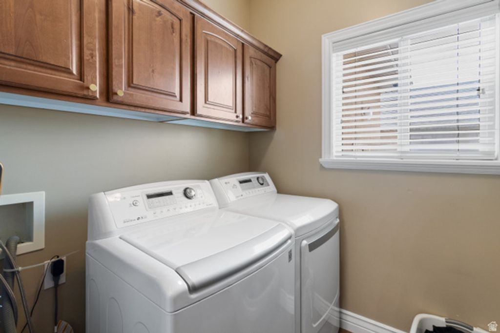 Image 13 of property listing at 12638 S BELLAGIO WAY, Herriman, UT 84096