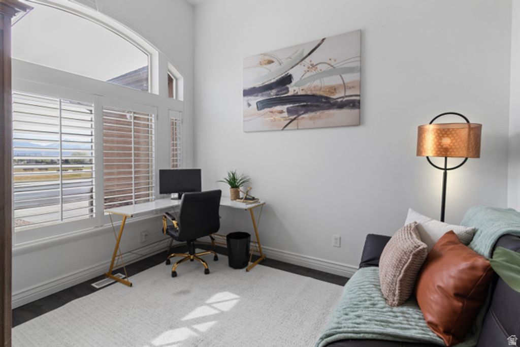 Image 3 of property listing at 12638 S BELLAGIO WAY, Herriman, UT 84096