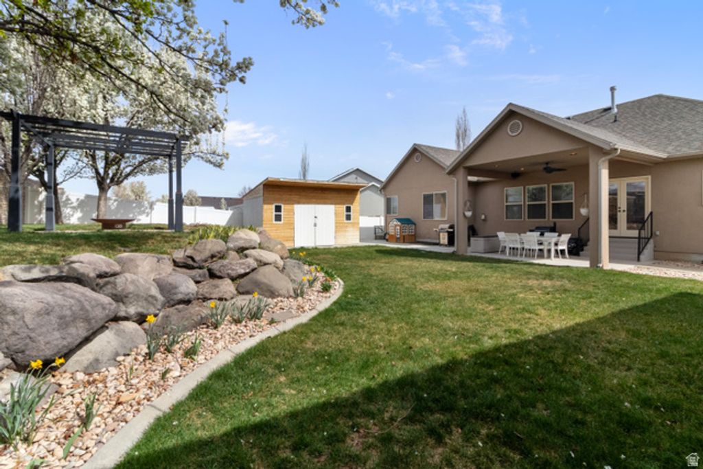 Image 37 of property listing at 12638 S BELLAGIO WAY, Herriman, UT 84096
