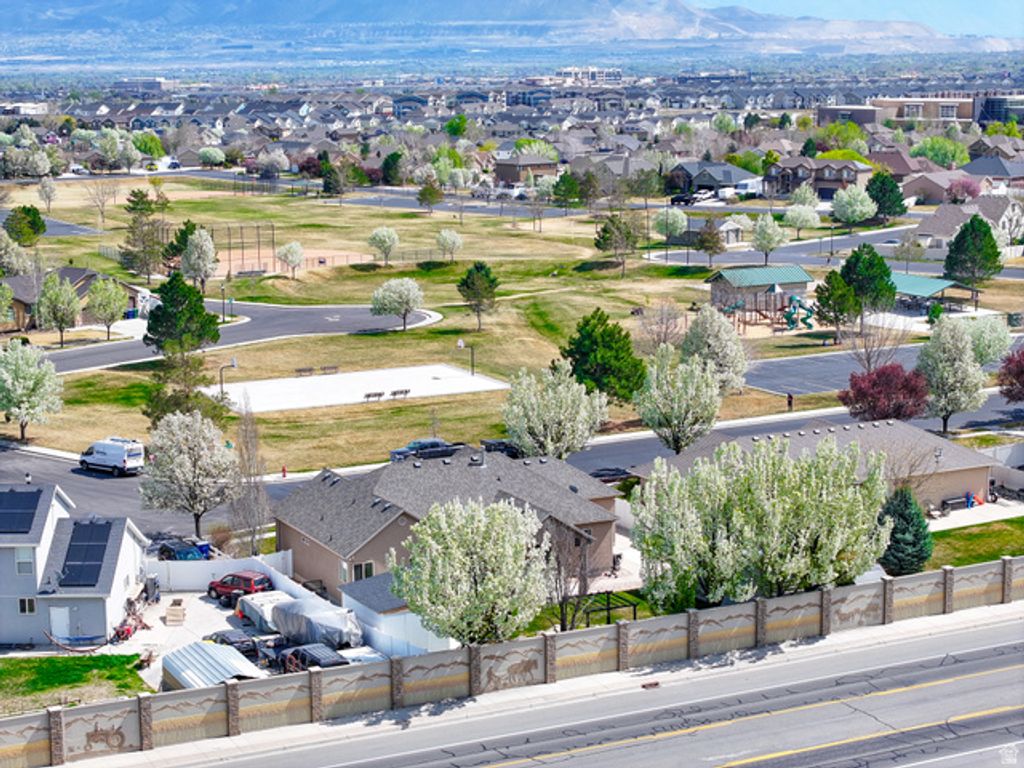Image 47 of property listing at 12638 S BELLAGIO WAY, Herriman, UT 84096