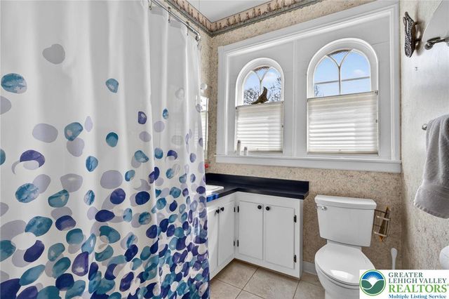 29 North New Street, Nazareth Boro, PA 18064