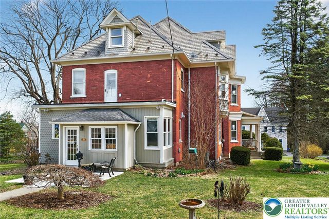 29 North New Street, Nazareth Boro, PA 18064