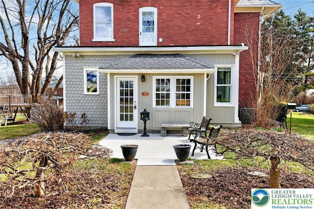 29 North New Street, Nazareth Boro, PA 18064