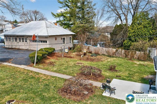 29 North New Street, Nazareth Boro, PA 18064