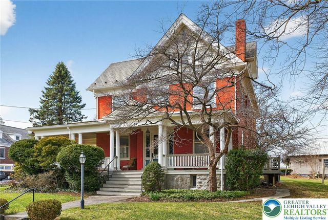 29 North New Street, Nazareth Boro, PA 18064