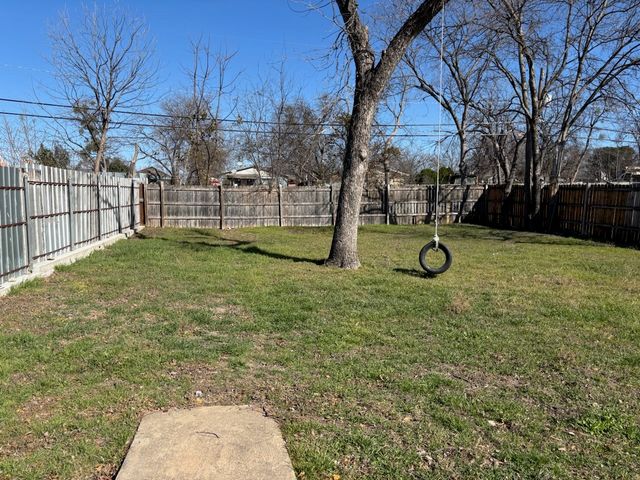 3320 26th Street, Fort Worth, TX 76106