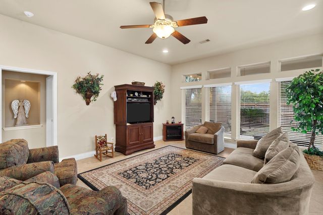 11 Painted Grove Court, Missouri City, TX 77459