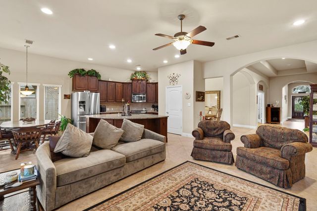 11 Painted Grove Court, Missouri City, TX 77459