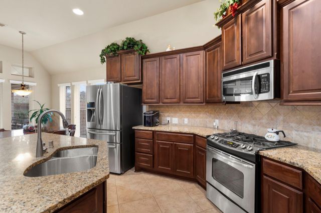 11 Painted Grove Court, Missouri City, TX 77459