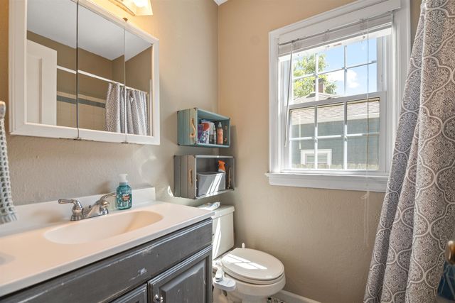 123 S Bleckley Dr, Wichita, KS 67218