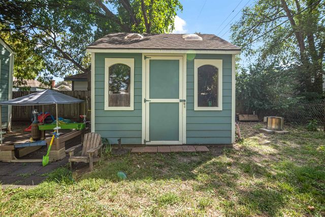 123 S Bleckley Dr, Wichita, KS 67218