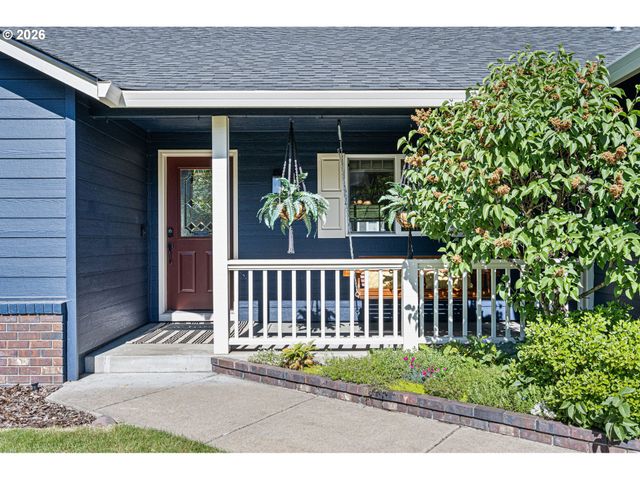 1574 CALISTOGA Ct, Eugene, OR 97402