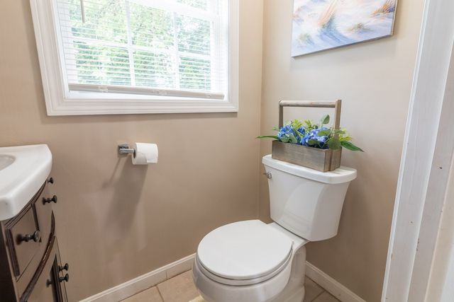 29 Genoa Avenue, Johnston, RI 02919