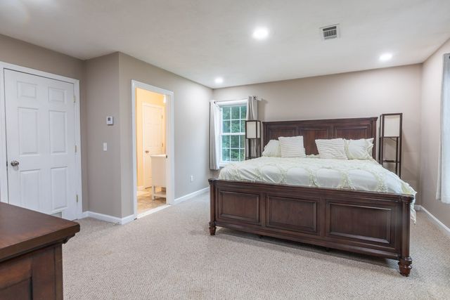 29 Genoa Avenue, Johnston, RI 02919