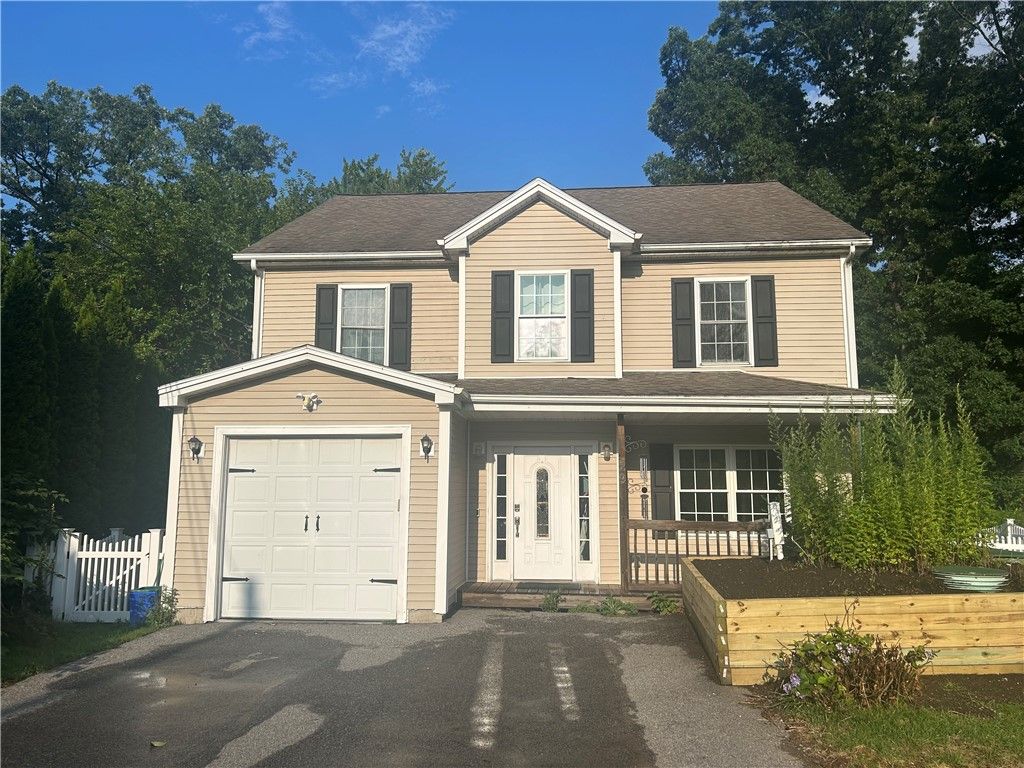 29 Genoa Avenue, Johnston, RI 02919