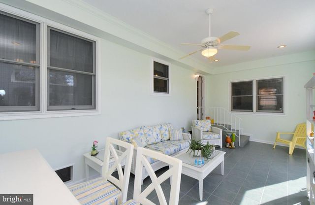 381 COURTLAND AVE, Harleysville, PA 19438