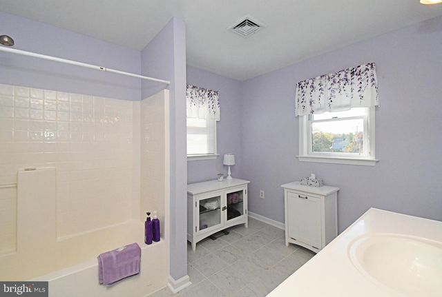 381 COURTLAND AVE, Harleysville, PA 19438