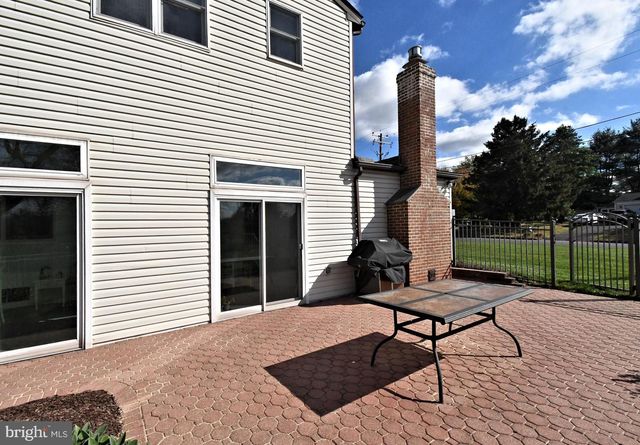 381 COURTLAND AVE, Harleysville, PA 19438