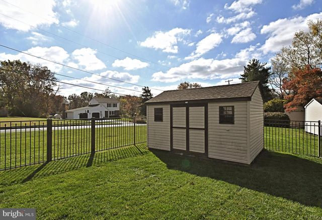 381 COURTLAND AVE, Harleysville, PA 19438