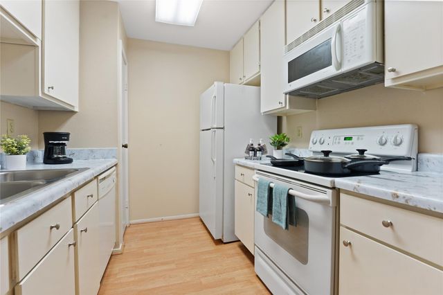 7950 N Stadium Drive 200, Houston, TX 77030