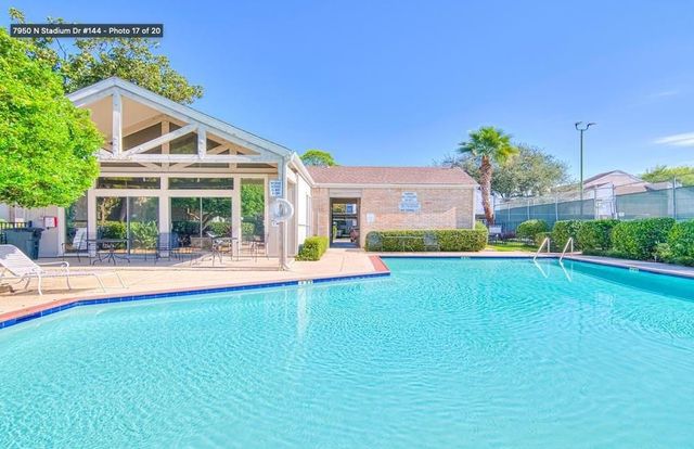 7950 N Stadium Drive 200, Houston, TX 77030