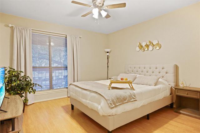 7950 N Stadium Drive 200, Houston, TX 77030