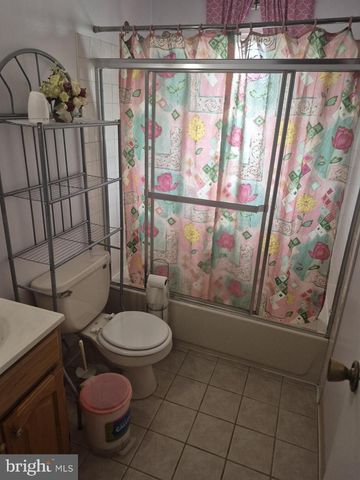 2009 BEECH LN, Bensalem, PA 19020