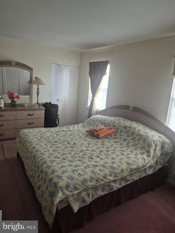2009 BEECH LN, Bensalem, PA 19020