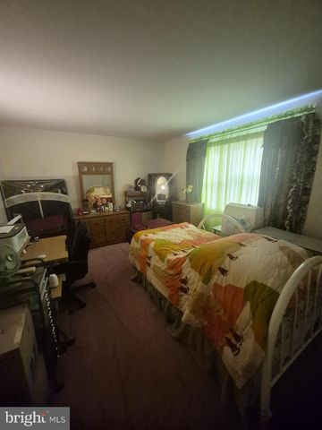 2009 BEECH LN, Bensalem, PA 19020