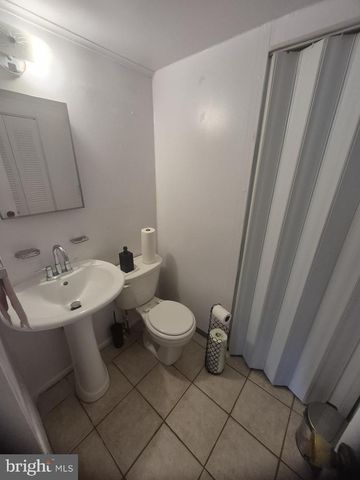 2009 BEECH LN, Bensalem, PA 19020