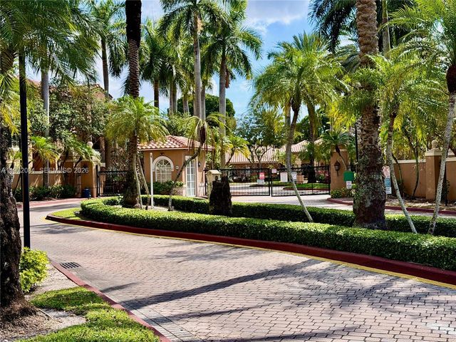 4848 N State Road 7 4303, Coconut Creek, FL 33073