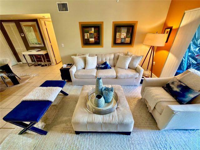 4848 N State Road 7 4303, Coconut Creek, FL 33073