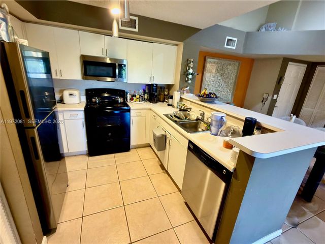 4848 N State Road 7 4303, Coconut Creek, FL 33073