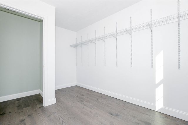 9 Old Glen Charlie Rd, Wareham, MA 02538