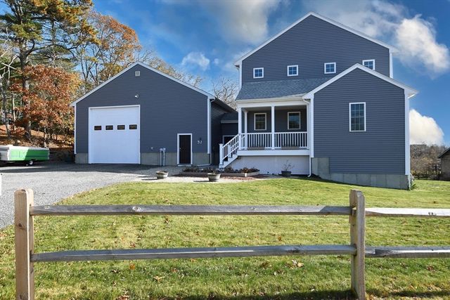 9 Old Glen Charlie Rd, Wareham, MA 02538