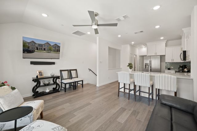 5243 Legacy Street, Haltom City, TX 76117
