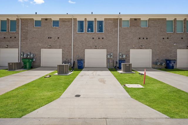 5243 Legacy Street, Haltom City, TX 76117