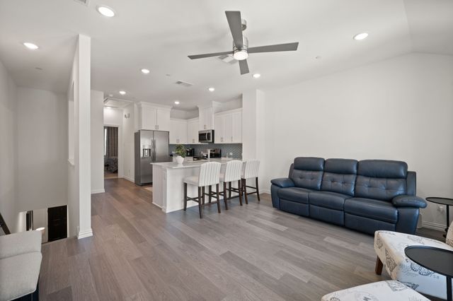 5243 Legacy Street, Haltom City, TX 76117