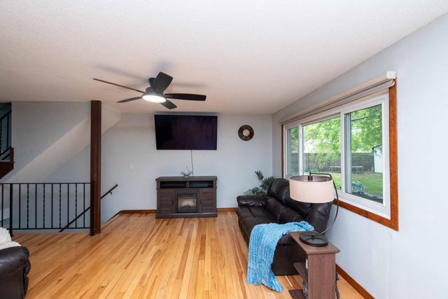 7484 Jeffery Lane S, Cottage Grove, MN 55016
