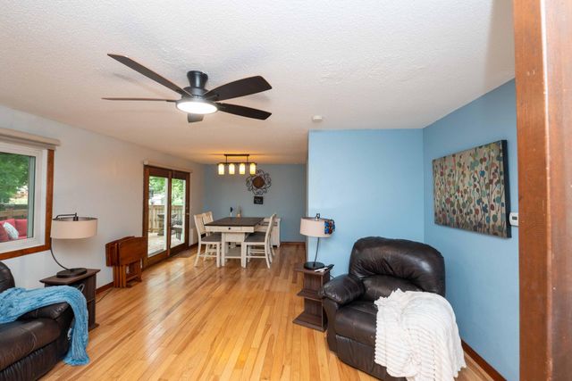 7484 Jeffery Lane S, Cottage Grove, MN 55016
