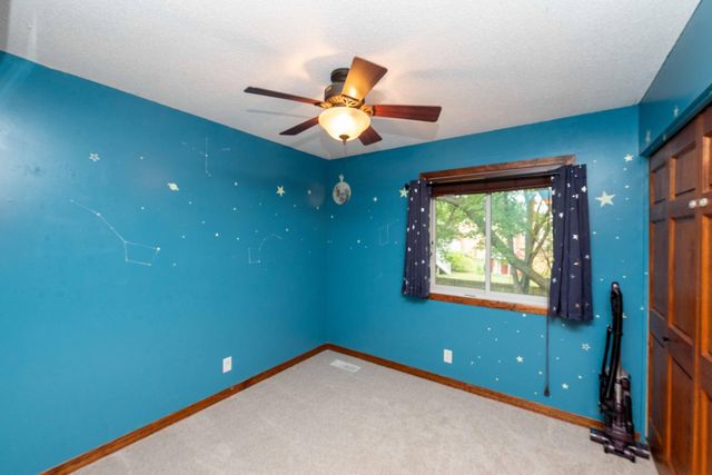 7484 Jeffery Lane S, Cottage Grove, MN 55016