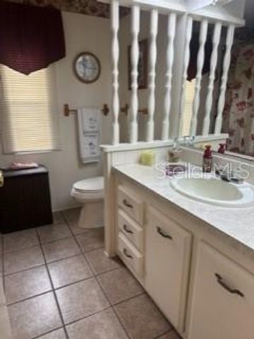 1211 APACHE CIRCLE, Tavares, FL 32778