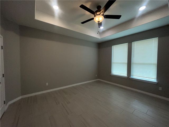 3513 Pineda St, Corpus Christi, TX 78414