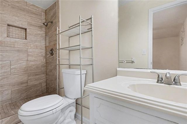 1236 Country Pine Drive, Ellenwood, GA 30294