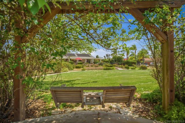 2417 Robertson, Ramona, CA 92065