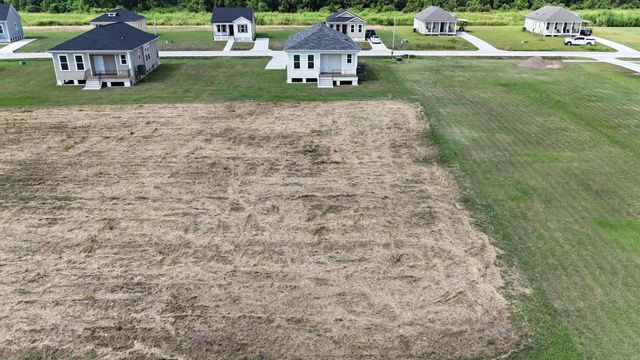 599 Jean Charles Boulevard, Gray, LA 70359