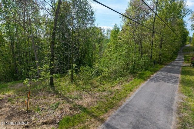 75 Backbone Rd, Sparta, TN 38583