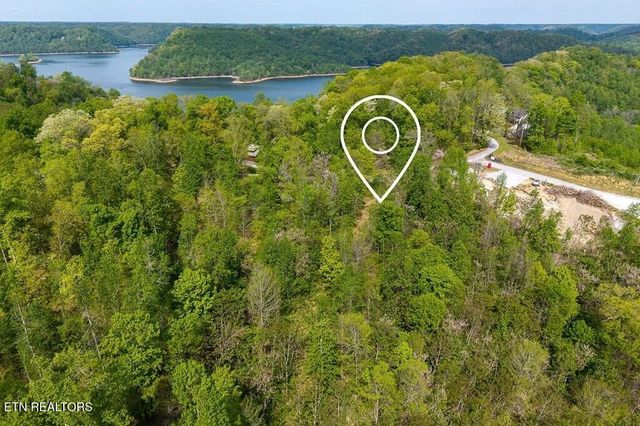 75 Backbone Rd, Sparta, TN 38583